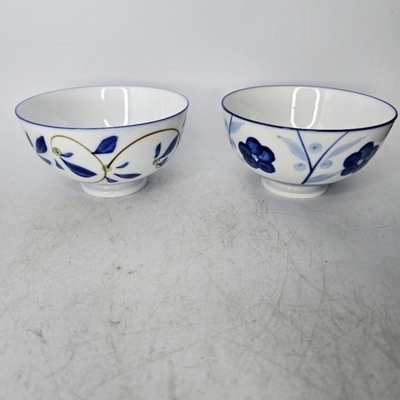 2 hand painted rice‎ bowls - Picture 3 of 10